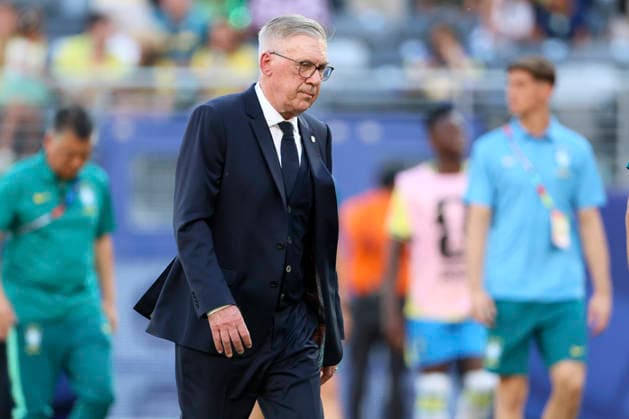 Brazil v Morocco: Group C - FIFA World Cup, WM, Weltmeisterschaft, Fussball 2026 Carlo Ancelotti, Head Coach of Brazil leaves the field at half time during the FIFA World Cup 2026 Group C match between Brazil and Morocco at New York New Jersey Stadium on June 13, 2026 in East Rutherford, United States. WARNING! This Photograph May Only Be Used For Newspaper And Or Magazine Editorial Purposes. May Not Be Used For Publications Involving 1 player, 1 Club Or 1 Competition Without Written Authorisation From Football DataCo Ltd. For Any Queries, Please Contact Football DataCo Ltd on +44 (0) 207 864 9121 East Rutherford New York New Jersey Stadium NJ United States Copyright: xAllstarxPicturexLibraryxLtdx