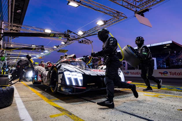 24 HEURES DU MANS 2026 - RACE - SATURDAY 94 DUVAL LoÃ¯c (fra), JAKOBSEN Malthe (dnk), POURCHAIRE ThÃ o (fra), Peugeot TotalEnergies, Peugeot 9X8 94, Hypercar, action, pit stop during the 24 Hours of Le Mans 2026, 3rd round of the 2026 FIA World Endurance Championship, on June 13, 2026 on the Circuit des 24 Heures du Mans in Le Mans, France - Le MansFrance  Copyright: xJULIENxDELFOSSEx