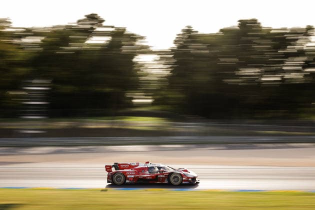 24 HEURES DU MANS 2026 - RACE - SATURDAY 07 CONWAY Mike (gbr), KOBAYASHI Kamui (jpn), DE VRIES Nyck (nld), Toyota Racing, Toyota TR010 Hybrid 07, Hypercar, action, during the 24 Hours of Le Mans 2026, 3rd round of the 2026 FIA World Endurance Championship, on June 13, 2026 on the Circuit des 24 Heures du Mans in Le Mans, France - Le MansFrance  Copyright: xFREDERICxLExFLOCxHx