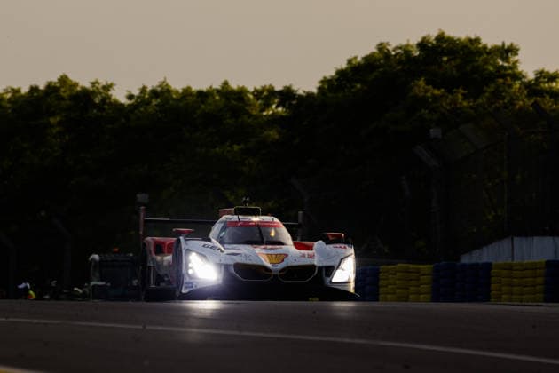 24 HEURES DU MANS 2026 - RACE - SATURDAY 20 FRIJNS Robin (nld), RAST RenÃ (ger), VAN DER LINDE Sheldon (zaf), BMW M Team WRT, BMW M Hybrid V8 20, Hypercar, action, during the 24 Hours of Le Mans 2026, 3rd round of the 2026 FIA World Endurance Championship, on June 13, 2026 on the Circuit des 24 Heures du Mans in Le Mans, France - Le MansFrance  Copyright: xFREDERICxLExFLOCxHx