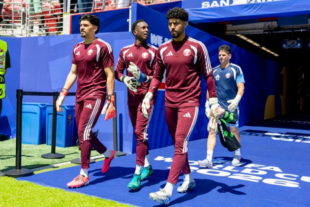 SANTA CLARA, CA - JUNE 13: Mahmud Abunada 1 of Qatar and other goalkeepers walk out before the FIFA World Cup, WM, Weltmeisterschaft, Fussball 2026 Group B match between Qatar and Switzerland on June 13, 2026 at the San Francisco Bay Area Stadium in Santa Clara, CA. (Photo by Bob Kupbens Icon Sportswire) SOCCER: JUN 13 FIFA World Cup 26 Group B - Qatar vs Switzerland EDITORIAL USE ONLY Icon260613034