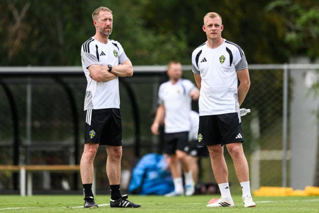 260614 Head coach Graham Potter and Goalkeeper coach Linus Kandolin of the Swedish national football team at a training session during day 3 of the FIFA World Cup, WM, Weltmeisterschaft, Fussball 2026 on June 14, 2026 in Monterrey. Photo: Petter Arvidson BILDBYRAN kod PA PA1232 fotboll football soccer fotball vm fotbolls-vm fotball-vm fotbolls-vm 2026 fifa world cup 2026 träning practice training sverige sweden sverige a day 3 bbeng