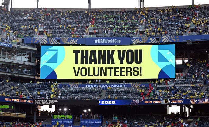 Fußball, Herren, FIFA World Cup, WM, Weltmeisterschaft, Fussball 2026 in Mexiko, Kanada und USA, Spiel in New York New Jersey (Gruppe C, 1. Spieltag), Brasilien - Marokko, Anzeigetafel Thank You Volunteers , 13.06. 2026,