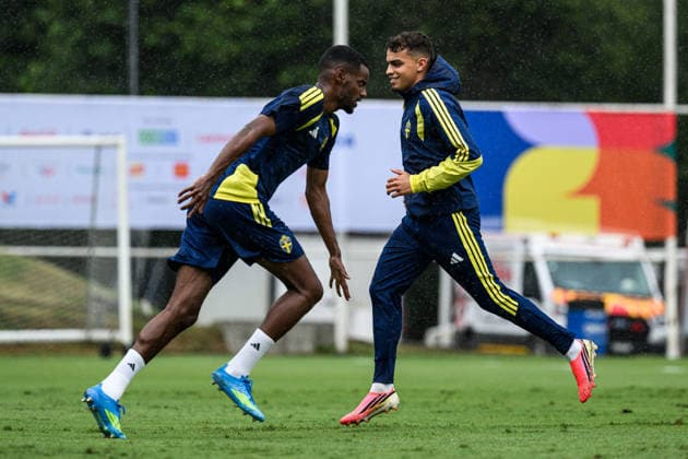 260614 Alexander Isak and Yasin Ayari of the Swedish national football team at a training session during day 3 of the FIFA World Cup, WM, Weltmeisterschaft, Fussball 2026 on June 14, 2026 in Monterrey. Photo: Joel Marklund BILDBYRAN kod JM PA1232 fotboll football soccer fotball vm fotbolls-vm fotball-vm fotbolls-vm 2026 fifa world cup 2026 träning practice training sverige sweden sverige a day 3 bbeng
