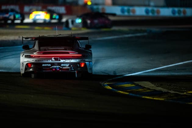 24 HEURES DU MANS 2026 - RACE - SUNDAY 92 SHAHIN Yasser (aus), PERA Riccardo (ita), LIETZ Richard (aut), The Bend Manthey, Porsche 911 GT3 R LMGT3 92, LM GT3, action during the 24 Hours of Le Mans 2026, 3rd round of the 2026 FIA World Endurance Championship, on June 14, 2026 on the Circuit des 24 Heures du Mans in Le Mans, France -  Copyright: xAndreaxLorenzinax