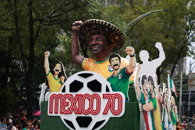 World Cup parade held in Mexico City MEXICO CITY, MEXICO - JUNE 13: Football-themed floats move along the route during a World Cup parade, in Mexico City, Mexico on June 13, 2026. Thousands of participants, including dancers, football-themed floats and giant inflatable figures, took part in the World Cup parade as part of the cultural activities organized by the Mexico City government during the World Cup. Daniel Cardenas Anadolu Mexico City Mexico. Editorial use only. Please get in touch for any other usage.  Copyright: x2026xAnadoluxDanielxCardenasx