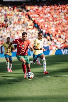 Fußball Herren FIFA Fußball-Weltmeisterschaft 2026 Gruppe C Brasilien vs. Marokko 13.06.2026 Achraf Hakimi ( 2, Marokko) am Ball East Rutherford New York New Jersey Stadion New Jersey United States of America
