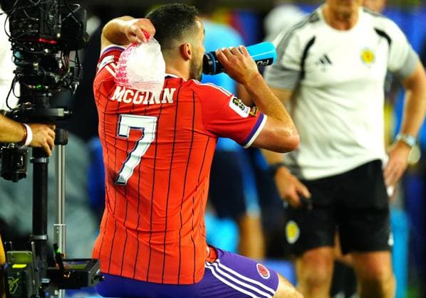 John McGinn of Scotland uses an ice pack to cool down during a hydration break Haiti v Scotland, 2026 FIFA World Cup, WM, Weltmeisterschaft, Fussball Group C, Football, Boston Stadium, Foxborough, Massachusetts, USA - 13 Jun 2026Foxborough Boston Stadium Massachusetts (MA) United States of America EDITORIAL USE ONLY No use with unauthorised audio, video, data, fixture lists, club league logos or live services. Online in-match use limited to 120 images, no video emulation. No use in betting, games or single club league player publications.  Copyright: xJavierxGarcia Shutterstockx 16924166bk