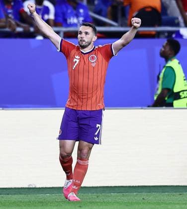 John McGinn of Scotland celebrates scoring a goal to make the score 0-1 Haiti v Scotland, 2026 FIFA World Cup, WM, Weltmeisterschaft, Fussball Group C, Football, Boston Stadium, Foxborough, Massachusetts, USA - 13 Jun 2026Foxborough Boston Stadium Massachusetts (MA) United States of America EDITORIAL USE ONLY No use with unauthorised audio, video, data, fixture lists, club league logos or live services. Online in-match use limited to 120 images, no video emulation. No use in betting, games or single club league player publications.  Copyright: xMichaelxZemanek Shutterstockx 16924167at