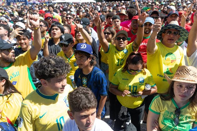 Fans watch Brazil v Morocco - FIFA World Cup, WM, Weltmeisterschaft, Fussball 2026 match in Los Angeles LOS ANGELES, CALIFORNIA - JUNE 13: Supporters watch a live broadcast of FIFA World Cup First Stage Group C opening match between Brazil and Morocco during the Fan Festival at the Los Angeles Memorial Coliseum in Los Angeles, California on June 13, 2026. Grace Hie Yoon Anadolu California United States. Editorial use only. Please get in touch for any other usage.  Copyright: x2026xAnadoluxGracexHiexYoonx