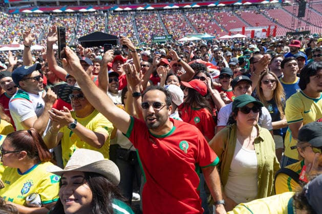 Fans watch Brazil v Morocco - FIFA World Cup, WM, Weltmeisterschaft, Fussball 2026 match in Los Angeles LOS ANGELES, CALIFORNIA - JUNE 13: Supporters watch a live broadcast of FIFA World Cup First Stage Group C opening match between Brazil and Morocco during the Fan Festival at the Los Angeles Memorial Coliseum in Los Angeles, California on June 13, 2026. Grace Hie Yoon Anadolu California United States. Editorial use only. Please get in touch for any other usage.  Copyright: x2026xAnadoluxGracexHiexYoonx
