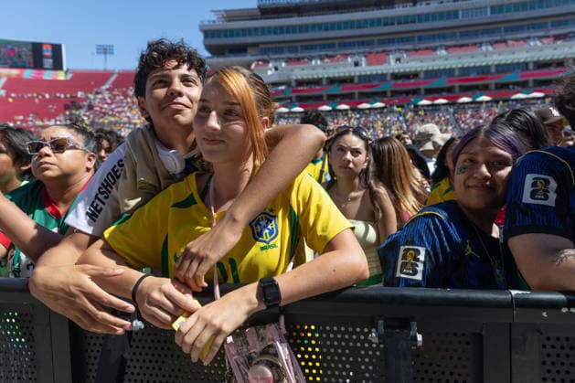 Fans watch Brazil v Morocco - FIFA World Cup, WM, Weltmeisterschaft, Fussball 2026 match in Los Angeles LOS ANGELES, CALIFORNIA - JUNE 13: Supporters watch a live broadcast of FIFA World Cup First Stage Group C opening match between Brazil and Morocco during the Fan Festival at the Los Angeles Memorial Coliseum in Los Angeles, California on June 13, 2026. Grace Hie Yoon Anadolu California United States. Editorial use only. Please get in touch for any other usage.  Copyright: x2026xAnadoluxGracexHiexYoonx