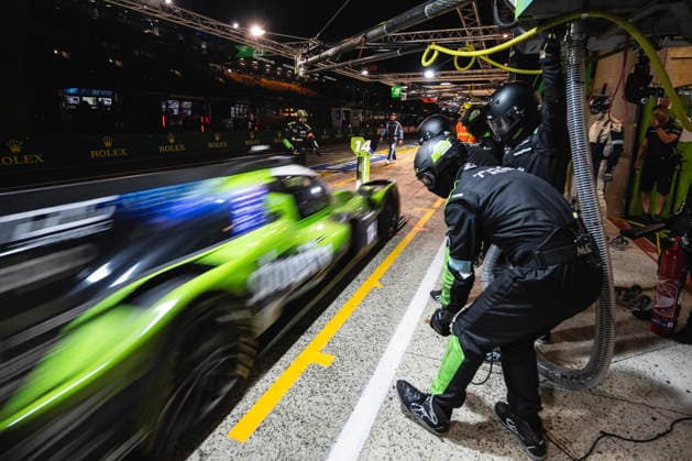 24 HEURES DU MANS 2026 - RACE - SUNDAY 14 LUTKE Tobias (can), BECHE Mathias (swi), ESTRE Kevin (fra), TDS Racing, Oreca 07 Gibson 14, LMP2 Pro-AM, pitstop, arrÃªt aux stands, mechanic, mecanicien during the 24 Hours of Le Mans 2026, 3rd round of the 2026 FIA World Endurance Championship, on June 14, 2026 on the Circuit des 24 Heures du Mans in Le Mans, France - Le MansFrance  Copyright: xCharlyxLopezx