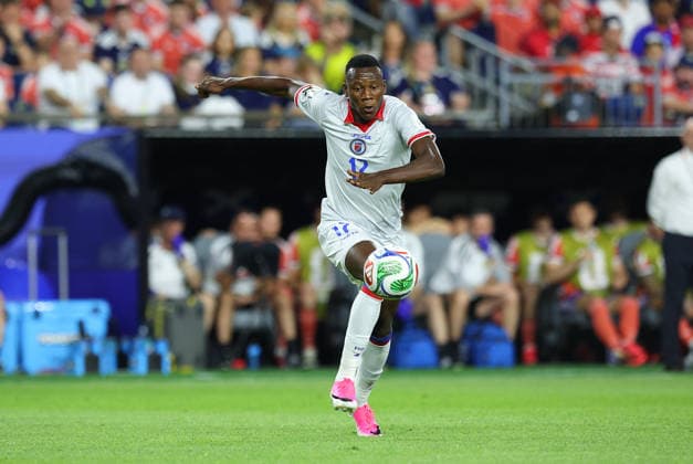 FOXBOROUGH, MA - JUNE 13: Danley Jean Jacques 17 of Haiti controls the ball during the FIFA World Cup, WM, Weltmeisterschaft, Fussball 2026 Group C match between Haiti and Scotland on June 13, 2026, at Boston Stadium in Foxborough, MA. (Photo by M. Anthony Nesmith Icon Sportswire) SOCCER: JUN 13 FIFA World Cup 26 Group C - Haiti vs Scotland EDITORIAL USE ONLY Icon26061327