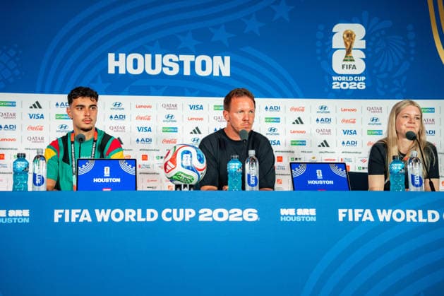 FIFA Fussball Weltmeisterschaft 2026, Pressekonferenz vor dem Spiel Deutschland vs. Curacao mit Trainer Julian Nagelsmann und Aleksandar Pavlovic am 13.06.2026 im NRG Stadium in Houston, Texas