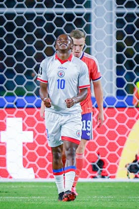 June 13, 2026, Foxborough, Massachusetts, USA: JEAN-RICNER BELLEGARDE of Haiti reacts after missing a goal during the 2026 FIFA World Cup, WM, Weltmeisterschaft, Fussball Group C match at Boston Stadium in Massachusetts on June 12, 2026. Haiti 0 V 1 Scotland - FIFA World Cup 2026  - ZUMAm283 20260613_zsp_m283_002 Copyright: xBillyxMyersx