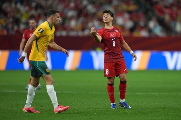 Australia v Turkiye - FIFA World Cup, WM, Weltmeisterschaft, Fussball 2026 - Group D VANCOUVER, CANADA - JUNE 13: Arda Guler (8) of Turkiye gestures during the 2026 FIFA World Cup First Stage Group D match between Australia and Turkiye at BC Place Stadium in Vancouver, Canada on June 13, 2026. Ercin Erturk Anadolu British Columbia Canada. Editorial use only. Please get in touch for any other usage.  Copyright: x2026xAnadoluxErcinxErturkx