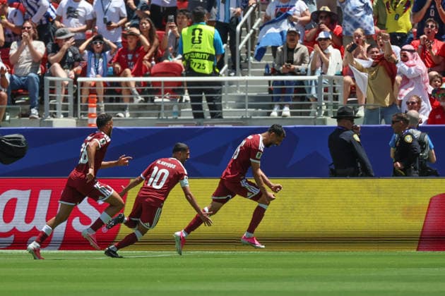 Qatar s Boualem Khoukhi (R) celebrates a goal during a Group B match of the 2026 FIFA World Cup, WM, Weltmeisterschaft, Fussball between Qatar and Switzerland at Levi s Stadium in Santa Clara, USA, 13 June 2026. FIFA World Cup 2026 - Group B - Qatar vs Switzerland !ACHTUNG: NUR REDAKTIONELLE NUTZUNG!  Copyright: xMiguelxGuitierrezx GR6206 0859061413st