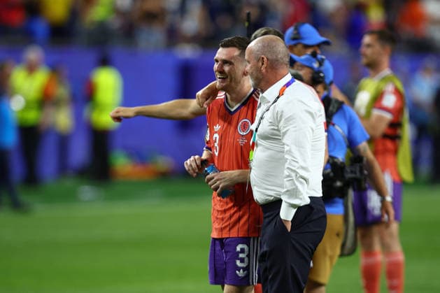 FIFA World Cup, WM, Weltmeisterschaft, Fussball 2026: Haiti v Scotland BOSTON, USA - 13th June 2026: Scotland Head Coach Steve Clarke celebrates with Andy Robertson of Scotland after the FIFA World Cup 2026 Group C match between Haiti and Scotland at Boston Stadium Boston Boston Stadium Canada Copyright: xCraigxMercerx xPeakxActionxPhotosx