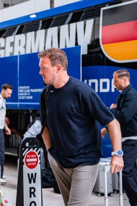 FIFA Fussball Weltmeisterschaft 2026, Ankunft der deutschen Nationalmannschaft DFB am Teamhotel (Inter Continental) am 13.06.2026 in Houston, Texas Julian Nagelsmann