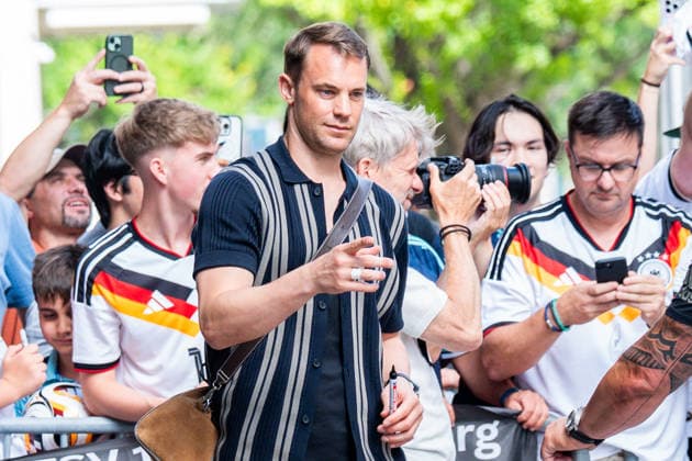 FIFA Fussball Weltmeisterschaft 2026, Ankunft der deutschen Nationalmannschaft DFB am Teamhotel (Inter Continental) am 13.06.2026 in Houston, Texas Manuel Neuer