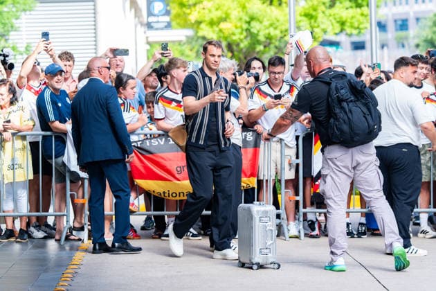 FIFA Fussball Weltmeisterschaft 2026, Ankunft der deutschen Nationalmannschaft DFB am Teamhotel (Inter Continental) am 13.06.2026 in Houston, Texas Manuel Neuer