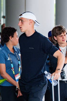 FIFA Fussball Weltmeisterschaft 2026, Ankunft der deutschen Nationalmannschaft DFB am Teamhotel (Inter Continental) am 13.06.2026 in Houston, Texas Joshua Kimmich und Nico Schlotterbeck