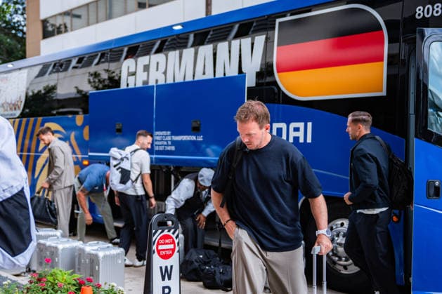 FIFA Fussball Weltmeisterschaft 2026, Ankunft der deutschen Nationalmannschaft DFB am Teamhotel (Inter Continental) am 13.06.2026 in Houston, Texas Julian Nagelsmann