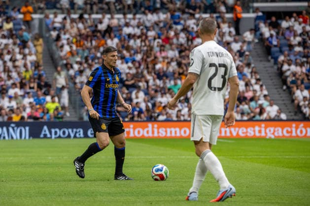 June 13, 2026, Madrid, Spain: Javier Zanetti of Inter Legends is seen in action during the Corazon Classic Match 2026 football match between Real Madrid Leyendas and Inter Legends at Santiago Bernabeu stadium. Final score; Real Madrid Leyendas 2:1 Inter Legends Madrid Spain - ZUMAs197 20260613_aaa_s197_564 Copyright: xDavidxCanalesx