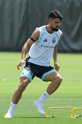 Argentina™s forward Jose Manuel Lopez takes part in a training session during the 2026 FIFA World Cup, WM, Weltmeisterschaft, Fussball football tournament at Sporting KC Training Centre in Kansas City on June 13, 2026. ¨(Photo by Alejandro PAGNI PHOTOxPHOTO) KANSAS CITY UNITED STATES