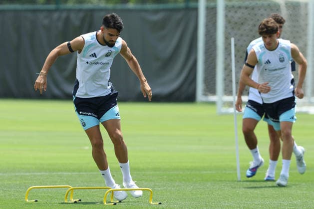 Argentina™s forward Jose Manuel Lopez takes part in a training session during the 2026 FIFA World Cup, WM, Weltmeisterschaft, Fussball football tournament at Sporting KC Training Centre in Kansas City on June 13, 2026. ¨(Photo by Alejandro PAGNI PHOTOxPHOTO) KANSAS CITY UNITED STATES