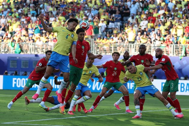 Marcos Marquinhos (L) of Brazil vies for the ball with Achraf Hakimi (2-L) of Morocco during a Group C match at the 2026 FIFA World Cup, WM, Weltmeisterschaft, Fussball between Brazil and Morocco at MetLife Stadium in New Jersey, USA, 13 June 2026. FIFA World Cup 2026 - Group C - Brazil vs Morocco !ACHTUNG: NUR REDAKTIONELLE NUTZUNG!  Copyright: xSebastiaoxMoreirax GR7047 0859061147st