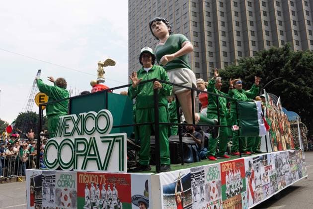 Mexico City hosts The Ball Returns Home World Cup parade MEXICO CITY, MEXICO JUNE 13, 2026: Performers, artists and spectators take part in The Ball Returns Home, a World Cup parade organized by the Mexico City Ministry of Culture as part of the celebrations surrounding the opening of the 2026 FIFA World Cup, WM, Weltmeisterschaft, Fussball The event brought together residents and visitors in the Mexican capital for a procession featuring cultural performances, music and artistic displays highlighting Mexico s history, identity and connection to football. Mexico City Mexico Copyright: x xCristianxLeyvax xJNAxPressx
