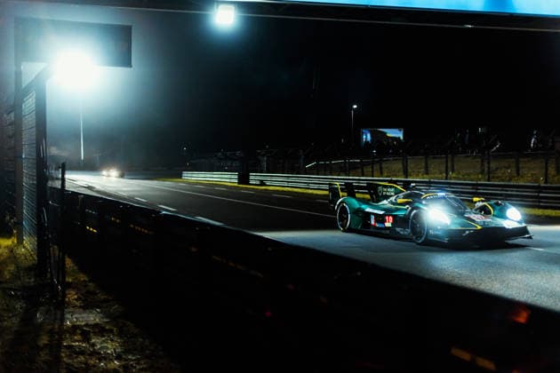 24 HEURES DU MANS 2026 - RACE - SATURDAY 007 TINCKNELL Harry (gbr), GAMBLE Tom (gbr), GUNN Ross (gbr), Aston Martin THOR Team, Aston Martin Valkyrie 007, Hypercar, action during the 24 Hours of Le Mans 2026, 3rd round of the 2026 FIA World Endurance Championship, on June 13, 2026 on the Circuit des 24 Heures du Mans in Le Mans, France -  Copyright: xAndreaxLorenzinax