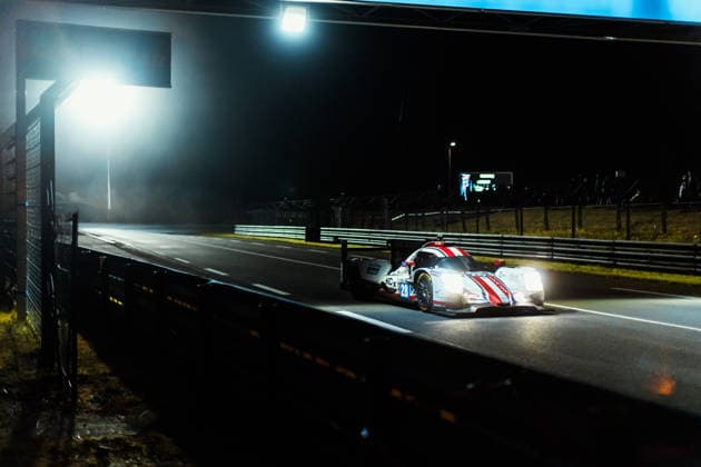 24 HEURES DU MANS 2026 - RACE - SATURDAY 28 LAFARGUE Paul (fra), RINICELLA Valerio (ita), VAN UITERT Job (nld), IDEC Oreca 07 Gibson 28, LMP2, action during the 24 Hours of Le Mans 2026, 3rd round of the 2026 FIA World Endurance Championship, on June 13, 2026 on the Circuit des 24 Heures du Mans in Le Mans, France -  Copyright: xAndreaxLorenzinax