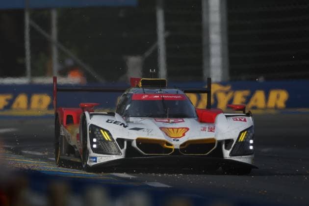 24 Heures du Mans automobile Alexandre Dimou ALEXPRESS MAXPPP - BMW LMP1 Robin Frijns - Rene Rast - Sheldon van der Linde lors des 24H du Mans 2026 Alexandre Dimou Agence Alexpress 24 Hours of Le Mans Automobile Le Mans France  Copyright: xALEXPRESS MAXPPPxAlexandrexDimoux DIM202606149390 DIM202606149390