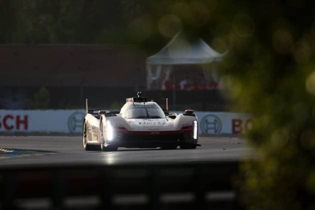 24 Heures du Mans automobile Alexandre Dimou ALEXPRESS MAXPPP - Cadillac LMP1 SÃ bastien Bourdais - Earl Bamber - Jack Aitkenlors des 24H du Mans 2026 Alexandre Dimou Agence Alexpress 24 Hours of Le Mans Automobile Le Mans France  Copyright: xALEXPRESS MAXPPPxAlexandrexDimoux DIM202606149399 DIM202606149399