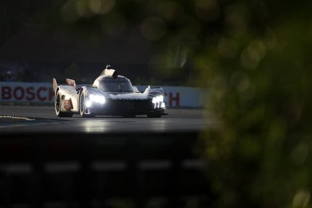 24 Heures du Mans automobile Alexandre Dimou ALEXPRESS MAXPPP - Peugeot LMP1 LovØc Duval - Malthe Jakobsen - Thv o Pourchaire lors des 24H du Mans 2026 Alexandre Dimou Agence Alexpress 24 Hours of Le Mans Automobile Le Mans France  Copyright: xALEXPRESS MAXPPPxAlexandrexDimoux DIM202606149406 DIM202606149406