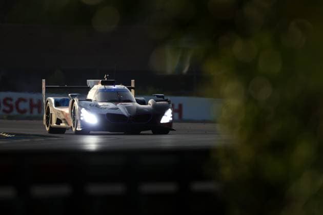 24 Heures du Mans automobile Alexandre Dimou ALEXPRESS MAXPPP - BMW LMP1 Kevin Magnussen - Raffaele Marciello - Dries Vanthoor BMW LMP1 Kevin Magnussen - Raffaele Marciello - Dries Vanthoor lors des 24H du Mans 2026 Alexandre Dimou Agence Alexpress 24 Hours of Le Mans Automobile Le Mans France  Copyright: xALEXPRESS MAXPPPxAlexandrexDimoux DIM202606149409 DIM202606149409