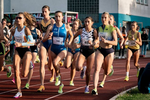 Meisl Verena (TV Wattenscheid 01, 588, 1500m Frauen), Nele Wessel (Koenigsteiner LV, 130, 1500m Frauen), Krause Gesa Felicitas (Silvesterlauf Trier, 452, 1500m Frauen), GER, Leichtathletik, Athletics, Merck Laufgala, Pfungstadt, 13.06.2026, GER, Leichtathletik, Athletics, Merck Laufgala, Pfungstadt, 13.06.2026 Pfungstadt
