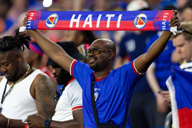 June 13, 2026; Foxborough, Massachusetts, USA; A Haiti fan displays a scarf in a FIFA World Cup, WM, Weltmeisterschaft, Fussball 2026 Group C match between Haiti and Scotland at Boston Stadium. (c) CSM - ZUMAc04_ 20260613_zma_c04_238 Copyright: xBurtxGranofskyx