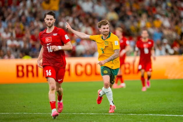 FIFA World Cup, WM, Weltmeisterschaft, Fussball 2026 - Group D - Australia vs Turkey Ismail Yuksek of Turkey reacts as Connor Metcalfe of Australia celebrates his goal in the second half during the FIFA World Cup 2026 group stage match Australia against Turkey, in Vancouver, Canada, 13 June 2026. VANCOUVER Canada  Copyright: xBOBxFRIDx