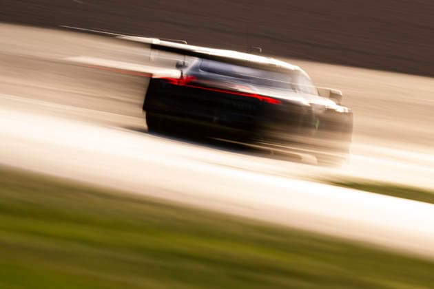 24 HEURES DU MANS 2026 - RACE - SUNDAY 27 JAMES Ian (usa), ROBICHON Zacharie (can), DRUDI Mattia (ita), Heart of Racing Team, Aston Martin Vantage AMR LMGT3 27, LM GT3, action during the 24 Hours of Le Mans 2026, 3rd round of the 2026 FIA World Endurance Championship, on June 14, 2026 on the Circuit des 24 Heures du Mans in Le Mans, France - Le MansFrance  Copyright: xCharlyxLopezx