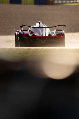 24 HEURES DU MANS 2026 - RACE - SUNDAY 07 CONWAY Mike (gbr), KOBAYASHI Kamui (jpn), DE VRIES Nyck (nld), Toyota Racing, Toyota TR010 Hybrid 07, Hypercar, action during the 24 Hours of Le Mans 2026, 3rd round of the 2026 FIA World Endurance Championship, on June 14, 2026 on the Circuit des 24 Heures du Mans in Le Mans, France - Le MansFrance  Copyright: xCharlyxLopezx