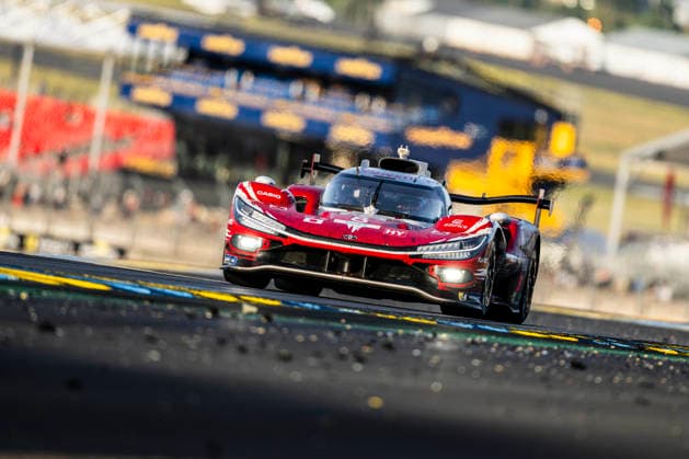 24 HEURES DU MANS 2026 - RACE - SUNDAY 08 BUEMI SÃ bastien (swi), HARTLEY Brendon (nzl), HIRAKAWA Ryo (jpn), Toyota Racing, Toyota TR010 Hybrid 08, Hypercar, action during the 24 Hours of Le Mans 2026, 3rd round of the 2026 FIA World Endurance Championship, on June 14, 2026 on the Circuit des 24 Heures du Mans in Le Mans, France - Le MansFrance  Copyright: xCharlyxLopezx