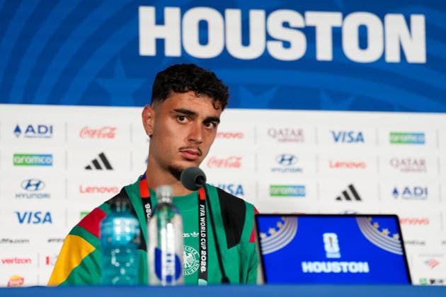 Aleksandar Pavlovic (Deutschland, 5) nimmt an der Abschlusspressekonferenz vor dem Gruppenspiel gegen Curacao teil. USA, Deutsche Fussballnationalmannschaft, Pressekonferenz, Houston, 13.06.2026 USA, Deutsche Fussballnationalmannschaft, Pressekonferenz, Houston, 13.06.2026 Houston