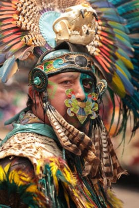 (260614) -- MEXICO CITY, June 14, 2026 -- A Costumed performer takes part in a World Cup parade in Mexico City, capital of Mexico, June 13, 2026. ) (SP)MEXICO-MEXICO CITY FIFA World Cup, WM, Weltmeisterschaft, Fussball PARADE AlejandroxMedina 