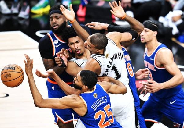(260614) -- SAN ANTONIO, June 14, 2026 -- Victor Wembanyama (2nd R) of San Antonio Spurs competes during the final game 5 between New York Knicks and San Antonio Spurs at the 2025-2026 NBA, Basketball Herren, USA basketball game in San Antonio, the United States, June 13, 2026. ) (SP)U.S.-SAN ANTONIO-BASKETBALL-NBA-FINALS-KNICKS VS SPURS WuxXiaoling 