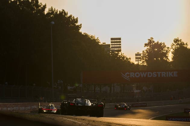24 HEURES DU MANS 2026 - RACE - SUNDAY 009 RIBERAS Alex (esp), SORENSEN Marco (dnk), DE ANGELIS Roman (can), Aston Martin THOR Team, Aston Martin Valkyrie 009, Hypercar, action during the 24 Hours of Le Mans 2026, 3rd round of the 2026 FIA World Endurance Championship, on June 14, 2026 on the Circuit des 24 Heures du Mans in Le Mans, France - Le MansFrance  Copyright: xCLEMENTxLUCKx