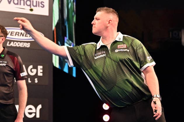 11.06.2026, xhbx, Dart World Cup of Darts 2026, v.l. Daryl Gurney (Nordirland) (DFL DFB REGULATIONS PROHIBIT ANY USE OF PHOTOGRAPHS as IMAGE SEQUENCES and or QUASI-VIDEO) Frankfurt